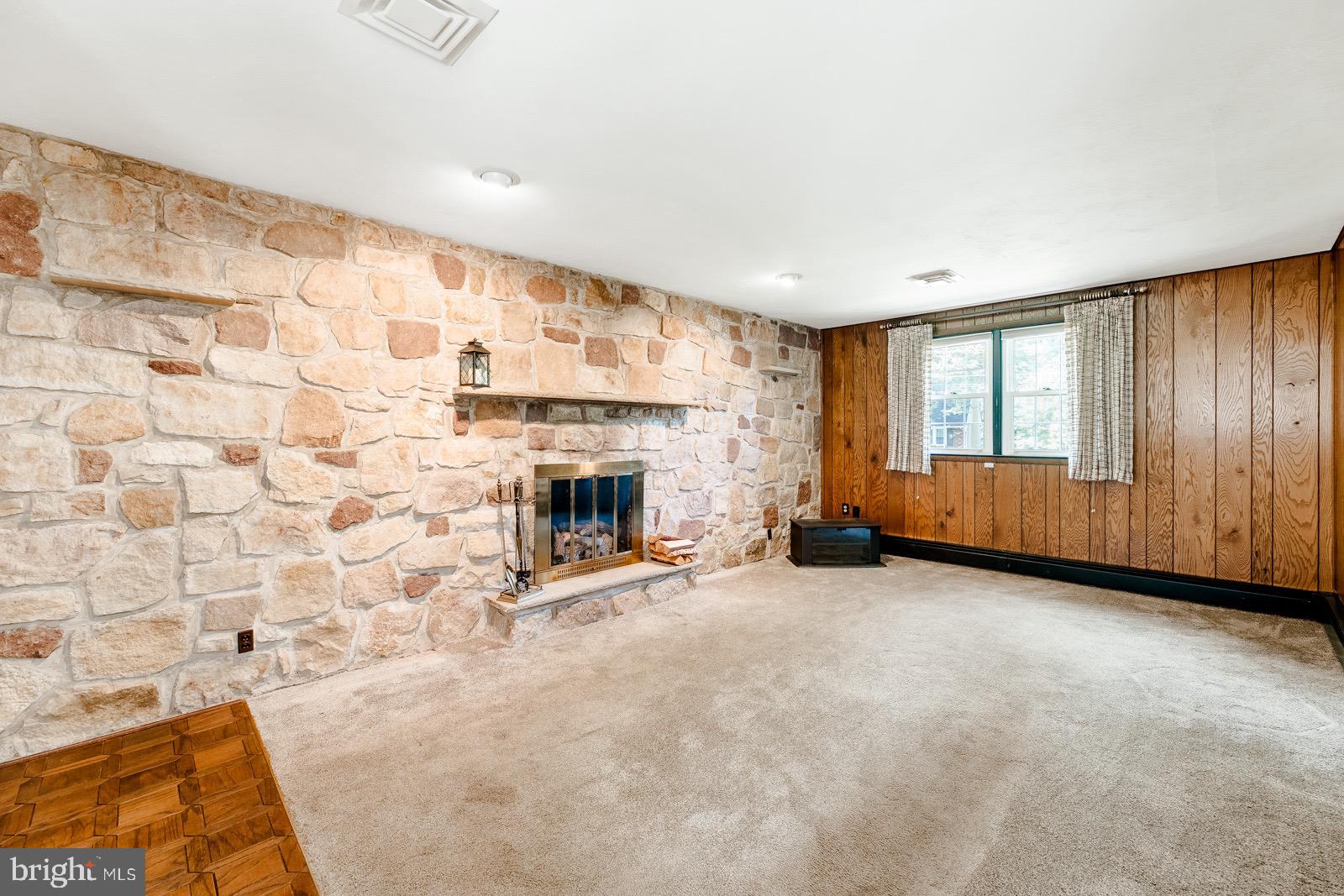 163 N MYRTLEWOOD AVENUE