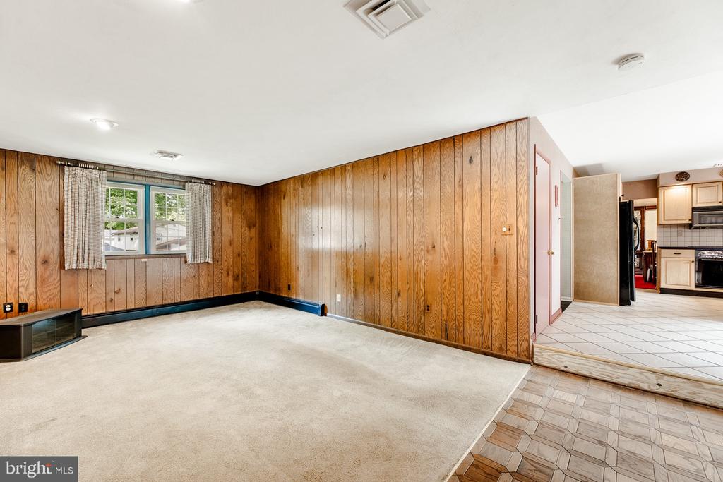 163 N MYRTLEWOOD AVENUE