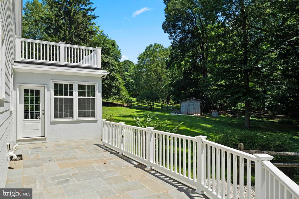 241 Line Rd