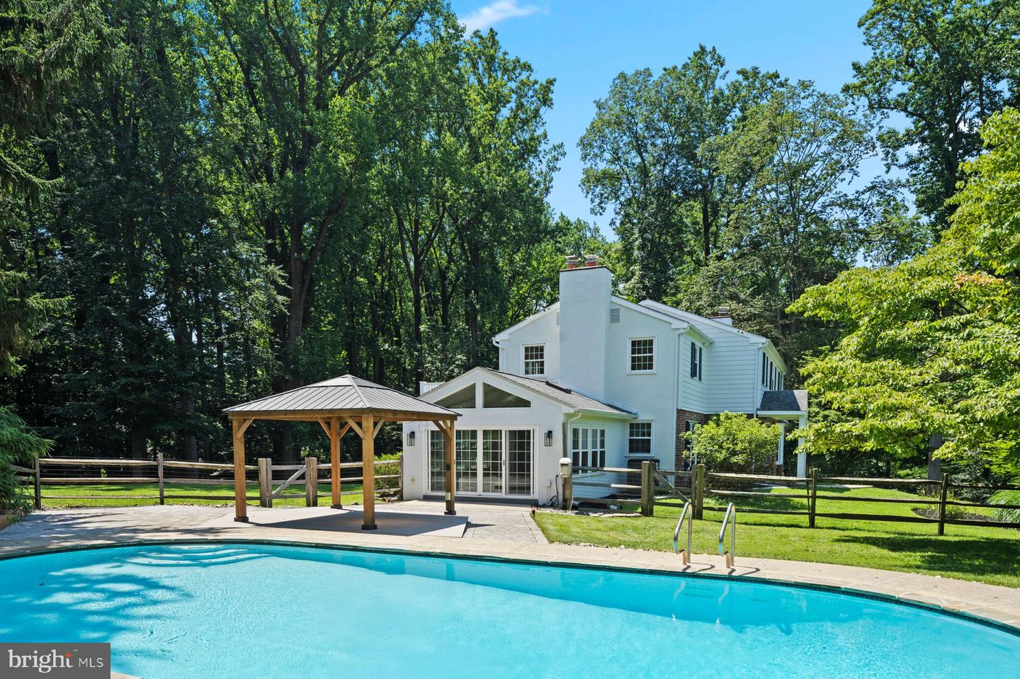 241 Line Rd