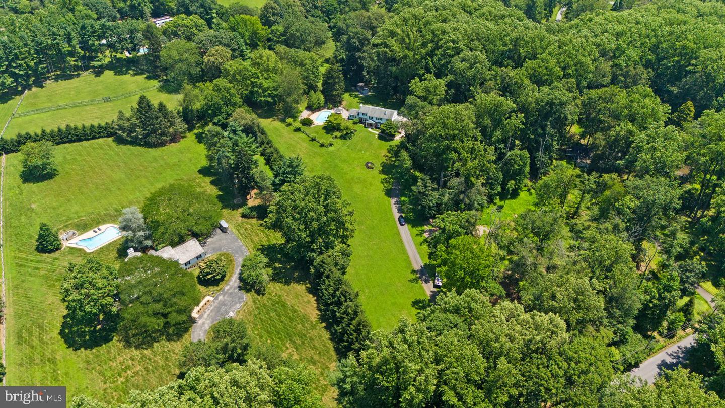 241 Line Rd