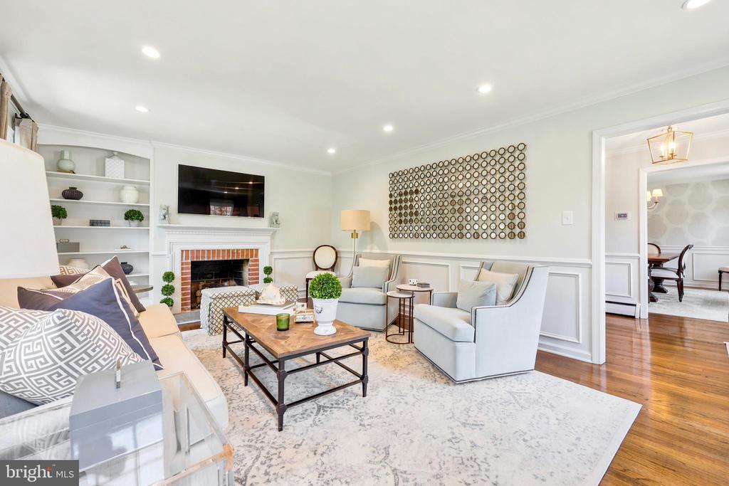 566 UPPER WEADLEY ROAD