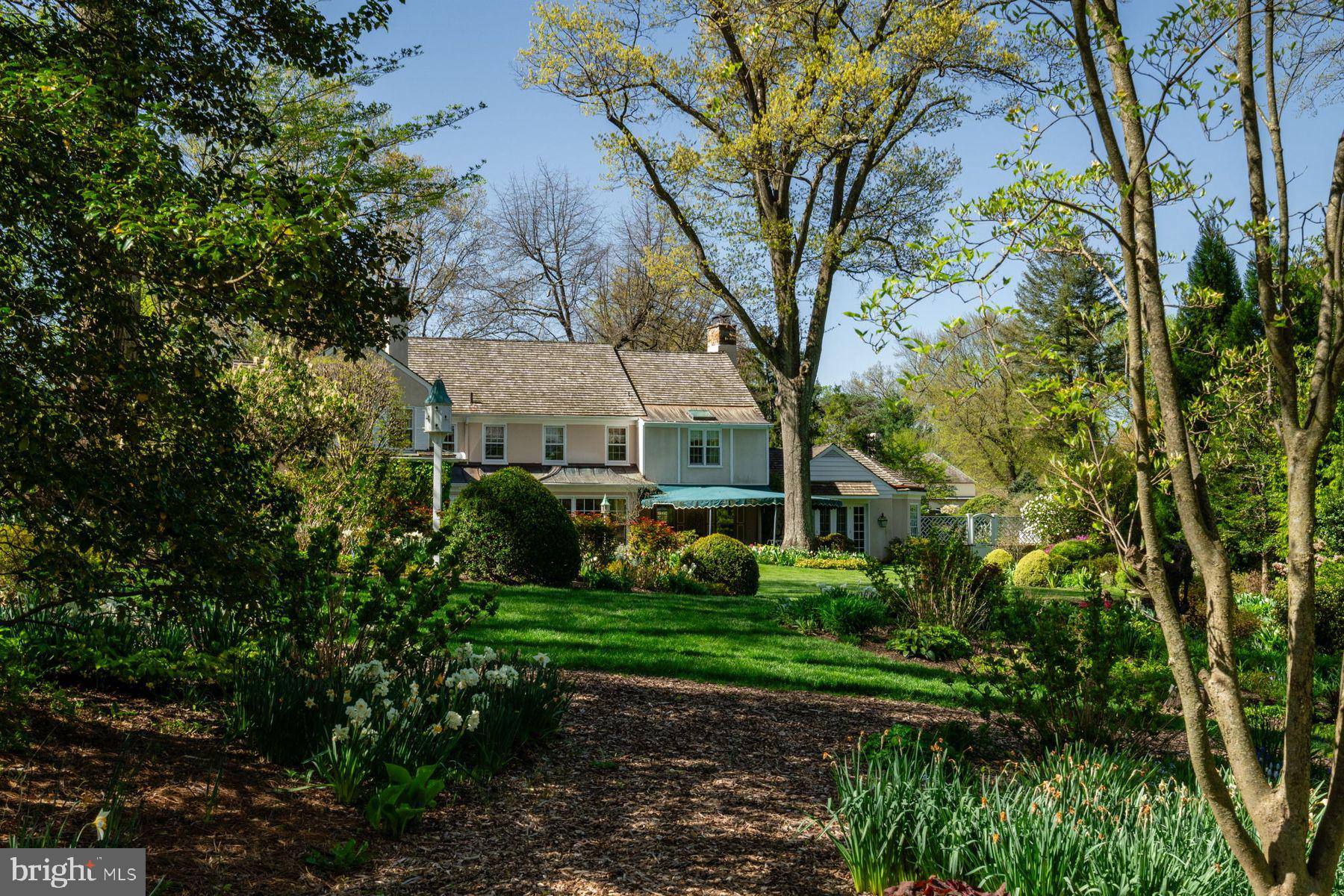 274 And 270 Hothorpe Ln