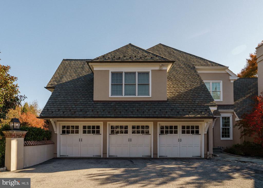 423 BOXWOOD ROAD