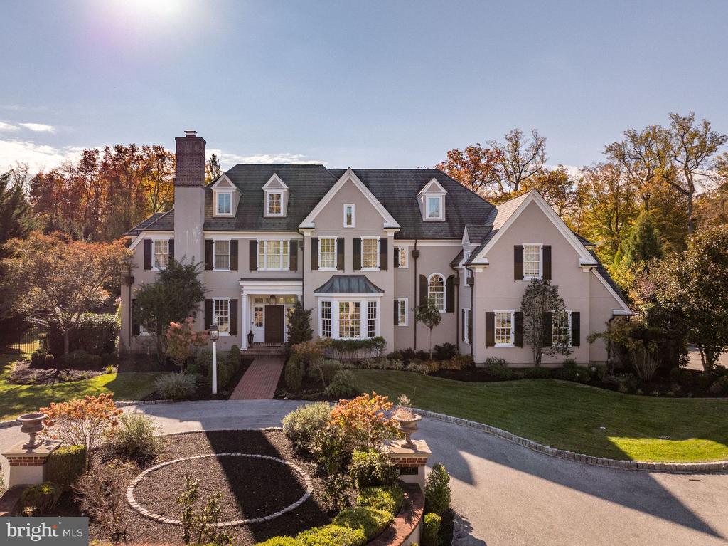 423 BOXWOOD ROAD