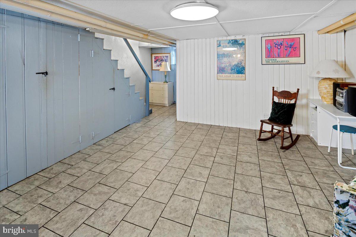 9 Whitemarsh Ave