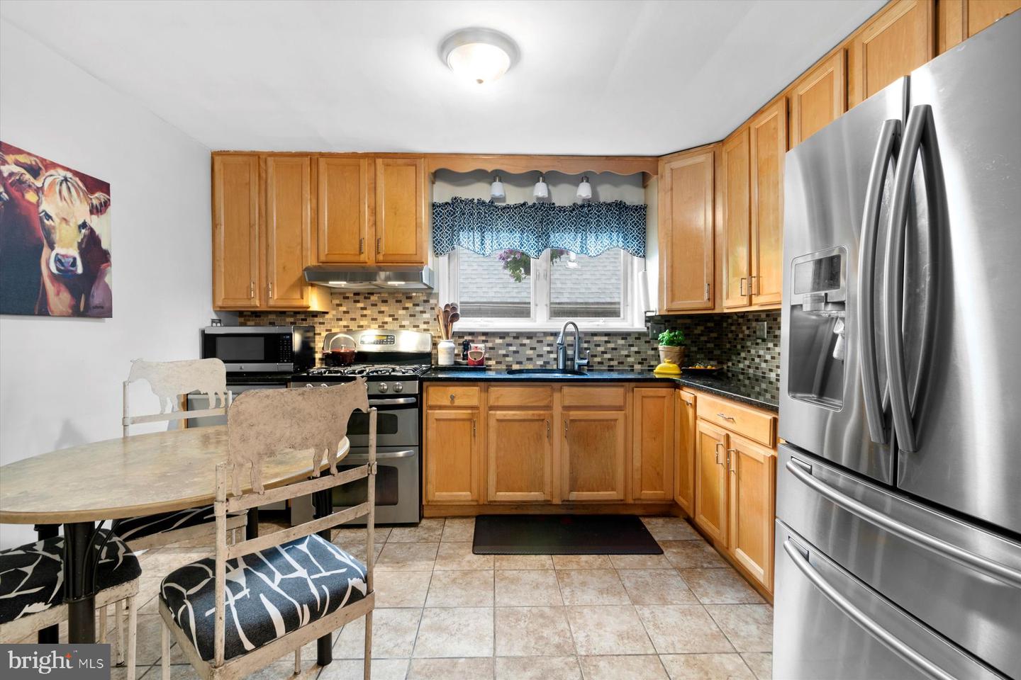 7713 New St