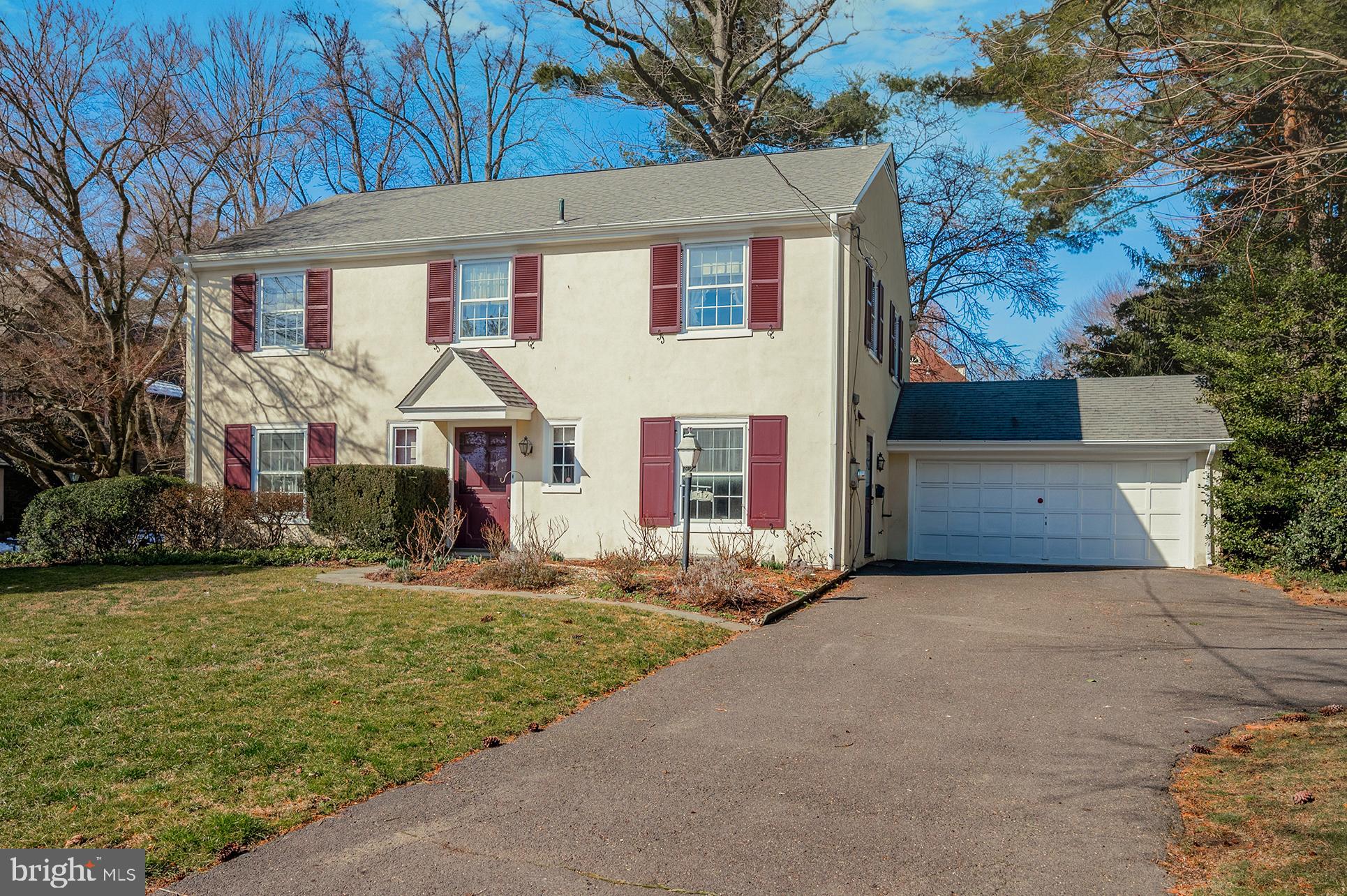 517 CRESHEIM VALLEY ROAD