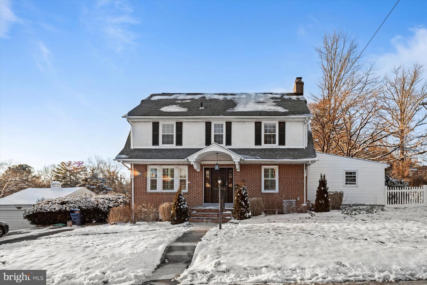 1802 Woodland Rd