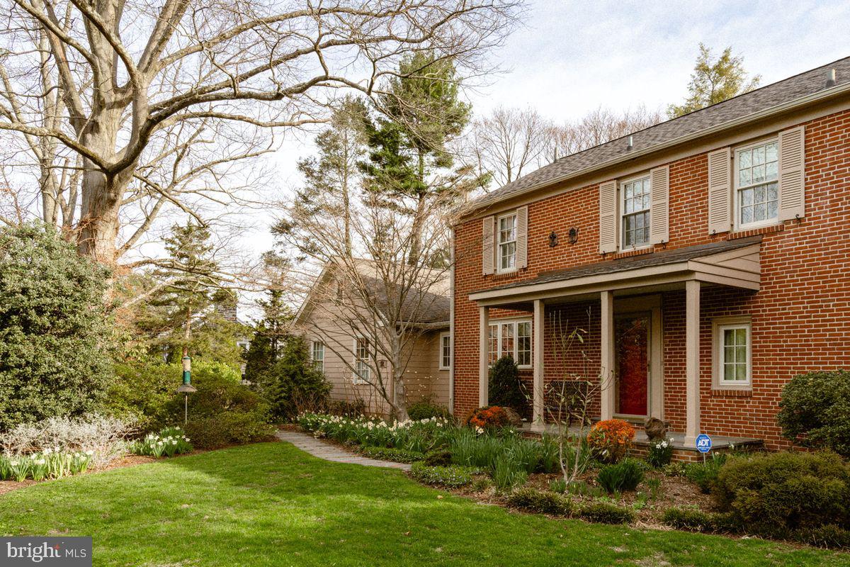 1509 W Montgomery Ave