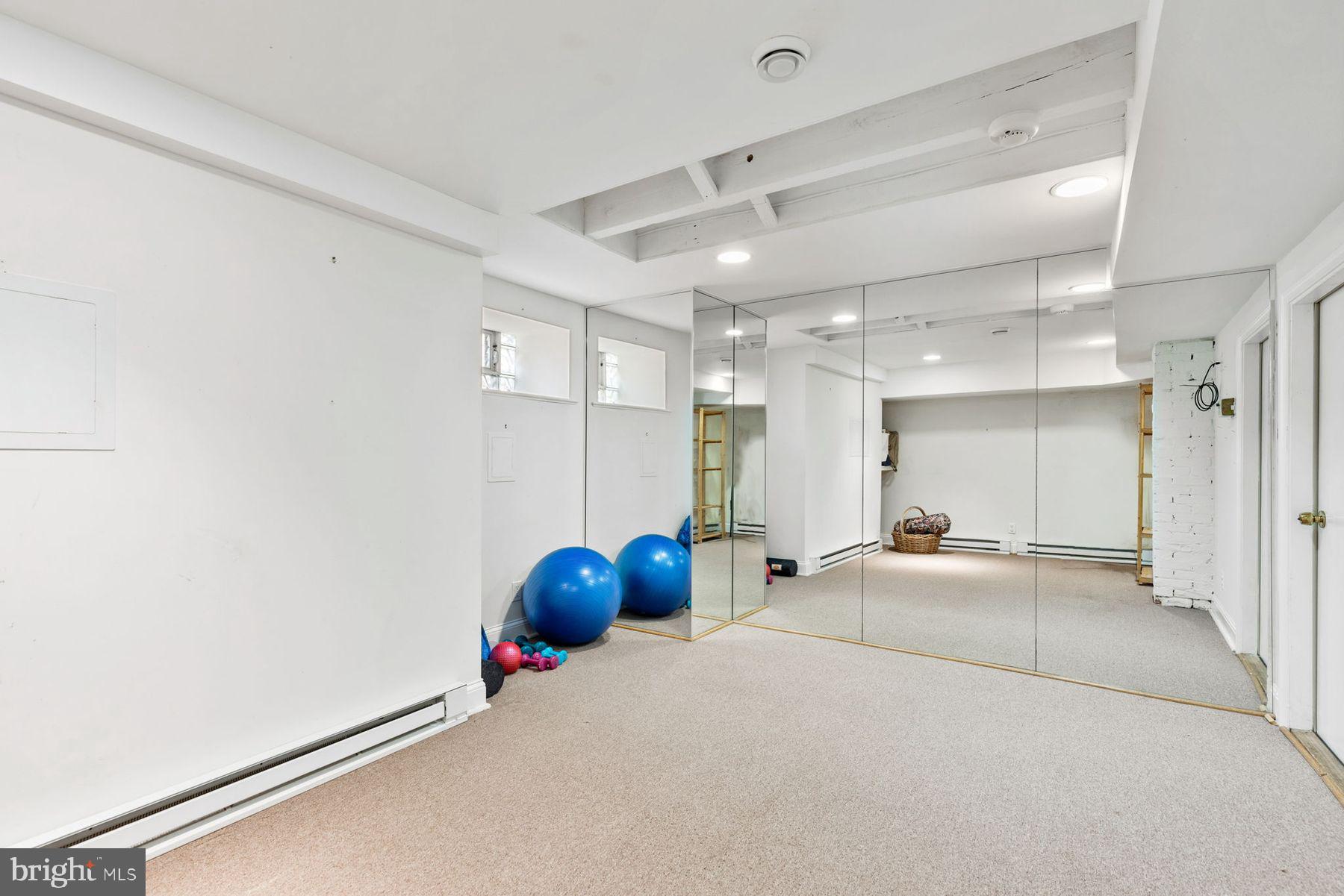 515 Willow Grove Ave