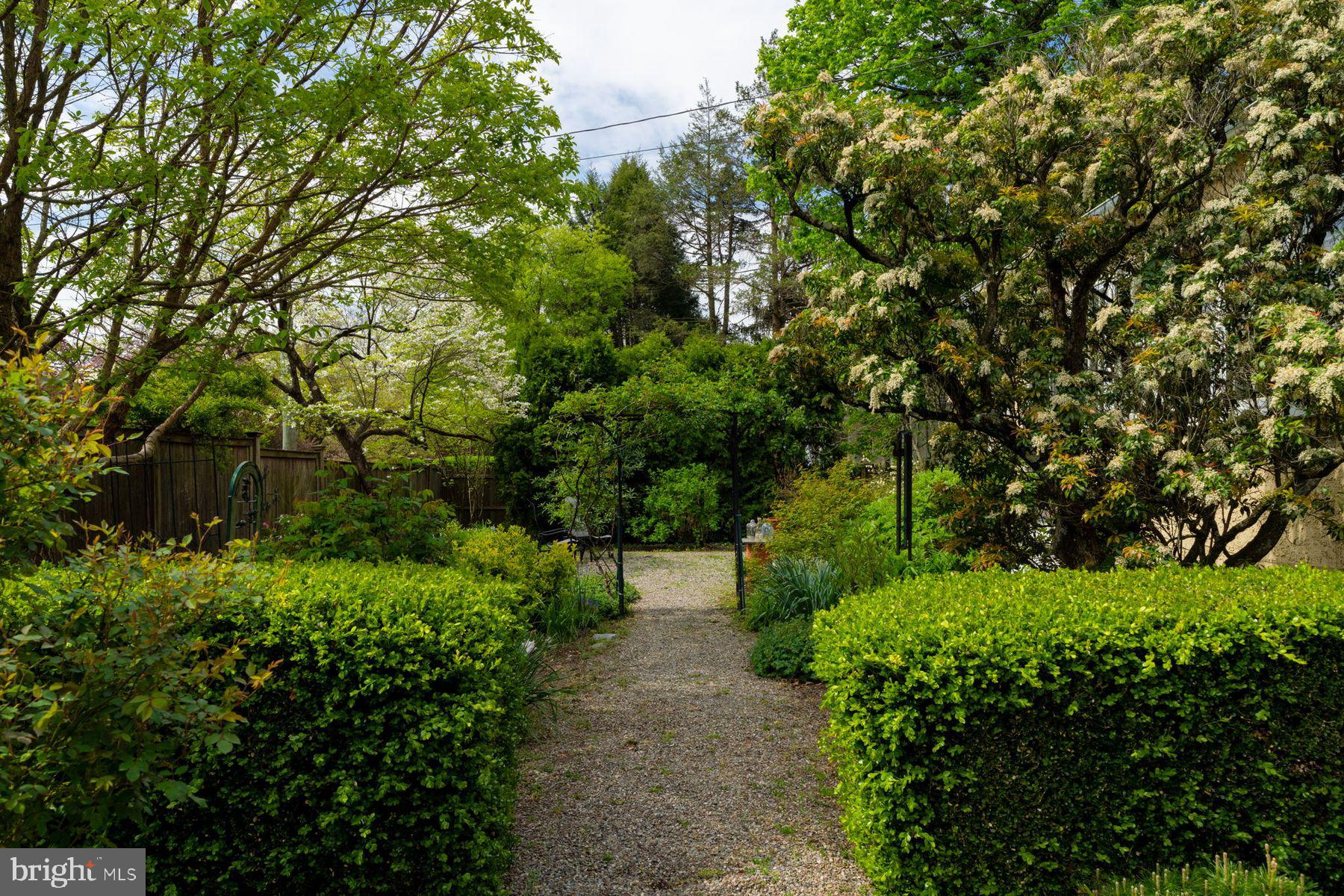 515 Willow Grove Ave