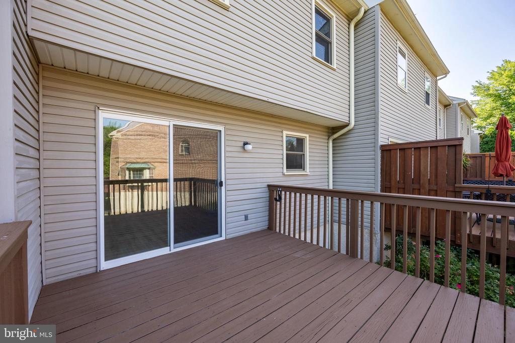 205 WASHINGTON COURT