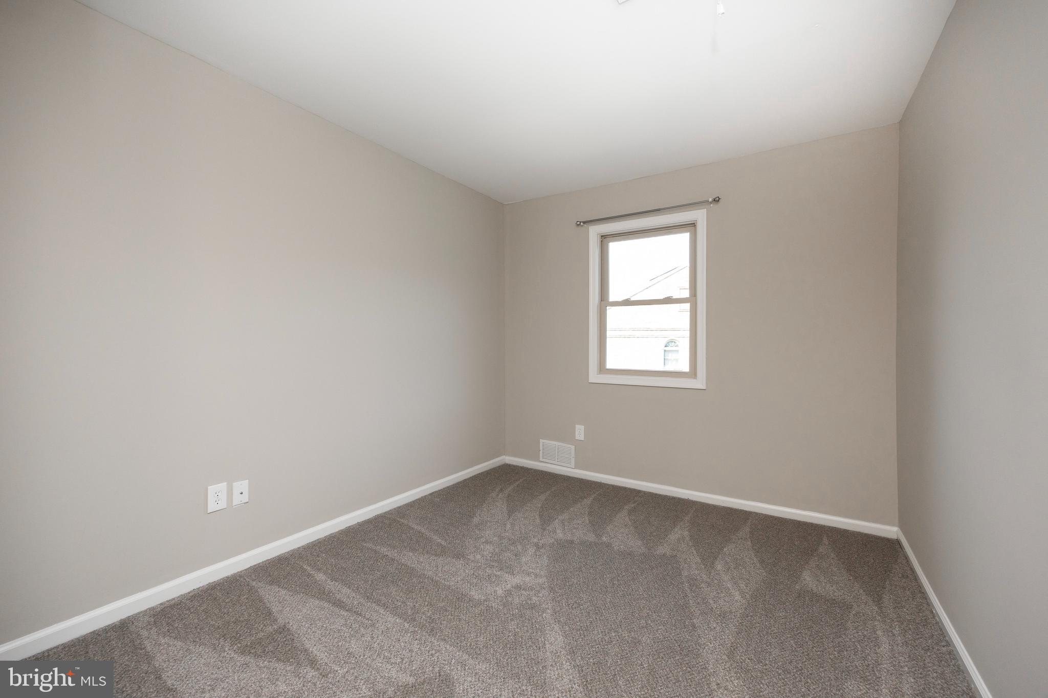 205 WASHINGTON COURT