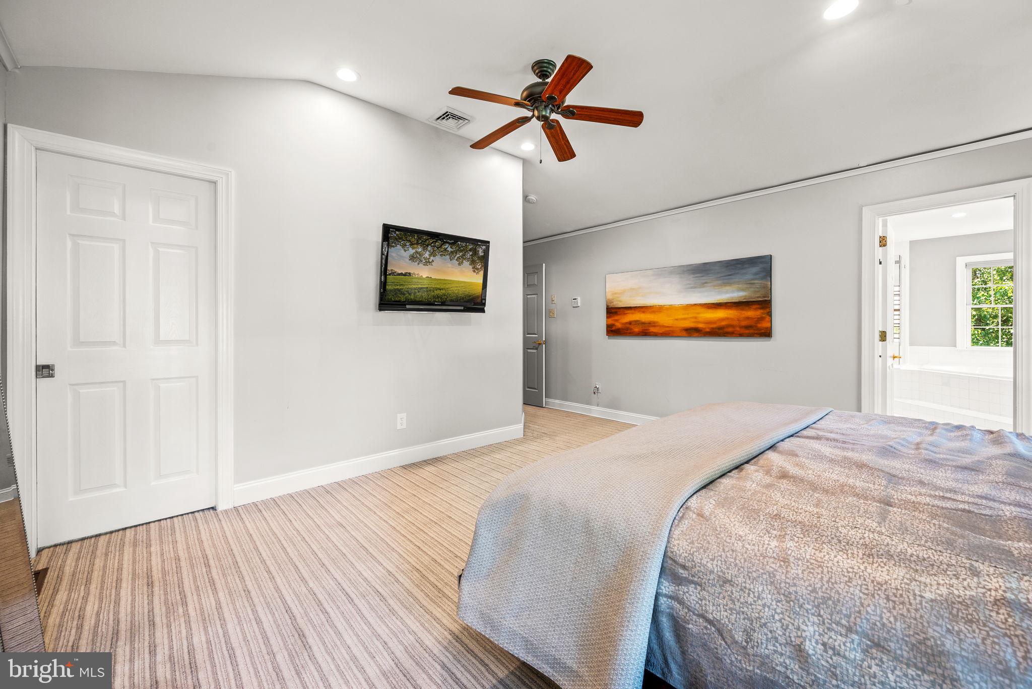 694 CHERRYDALE DRIVE