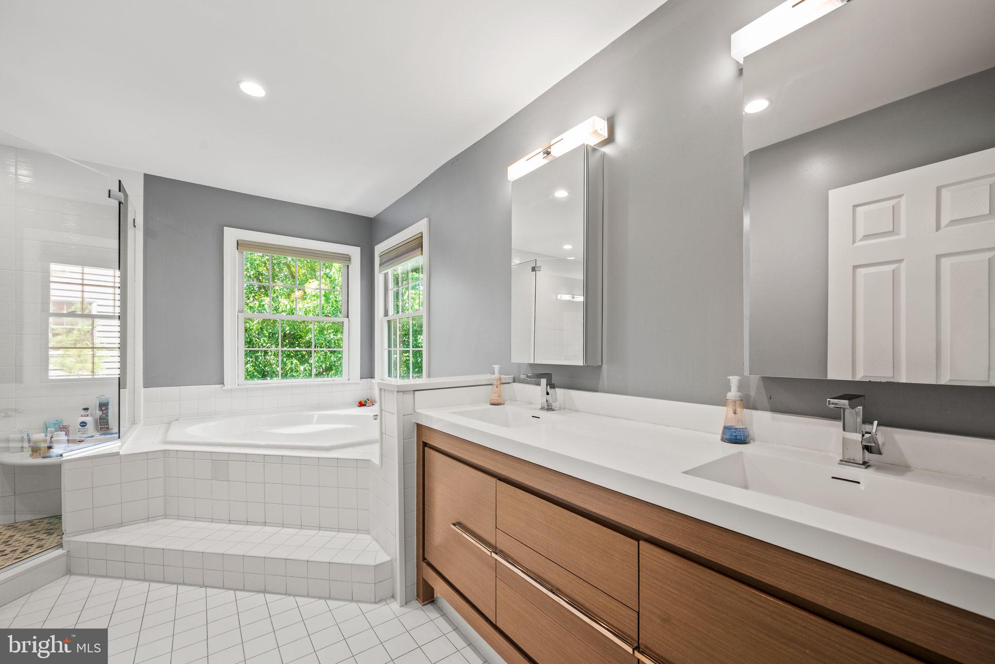 694 CHERRYDALE DRIVE