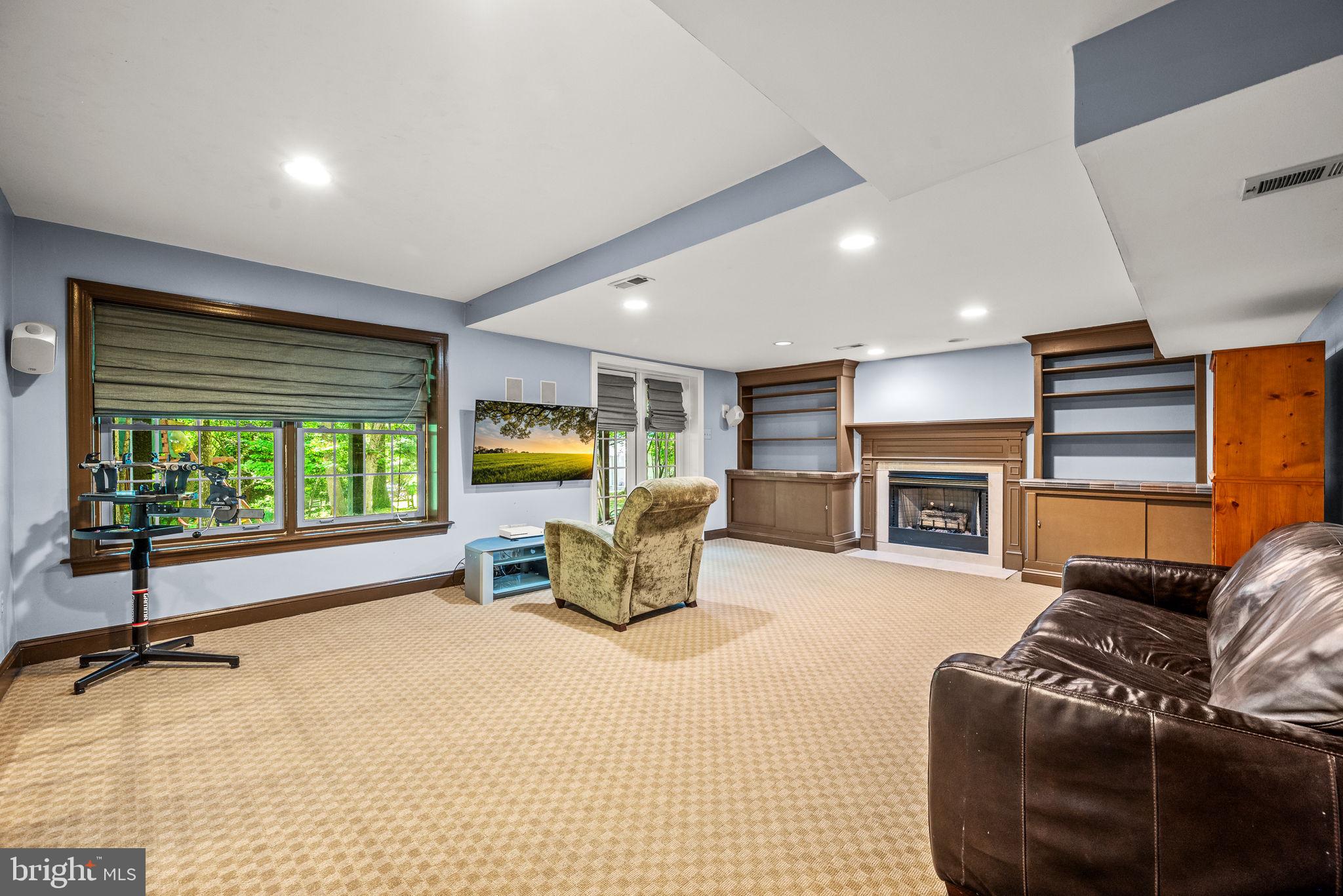 694 CHERRYDALE DRIVE