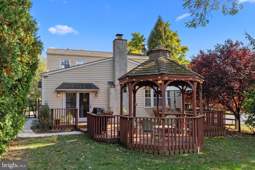 159 TENNIS AVENUE