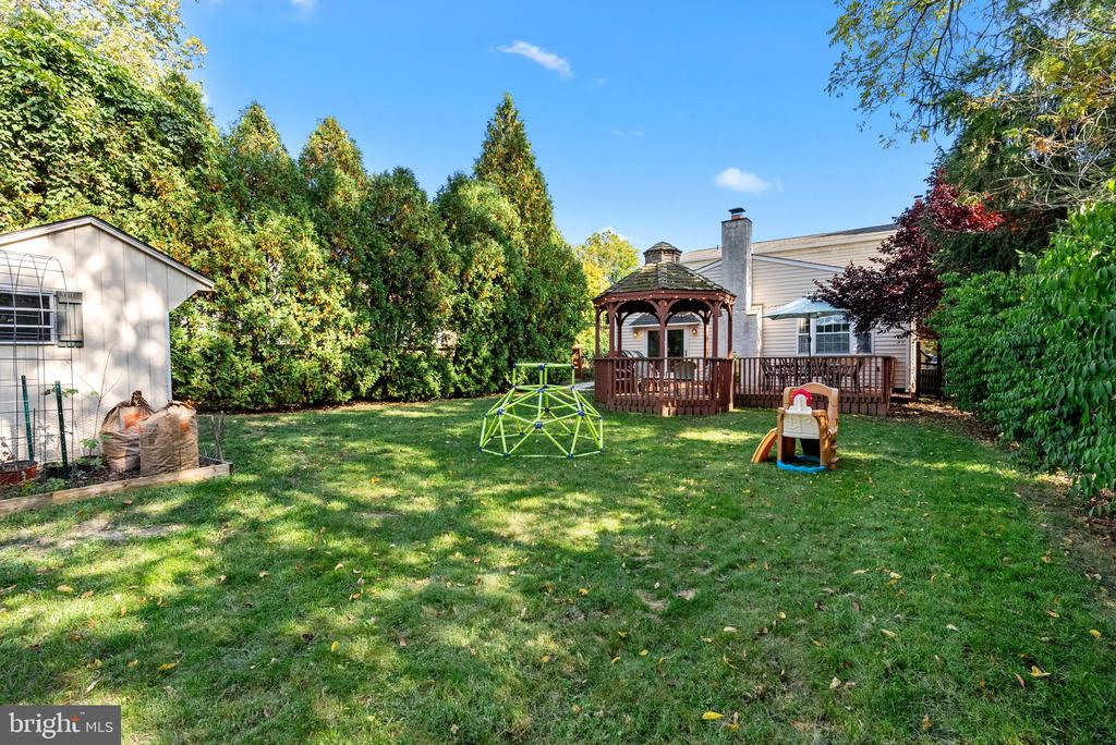 159 TENNIS AVENUE