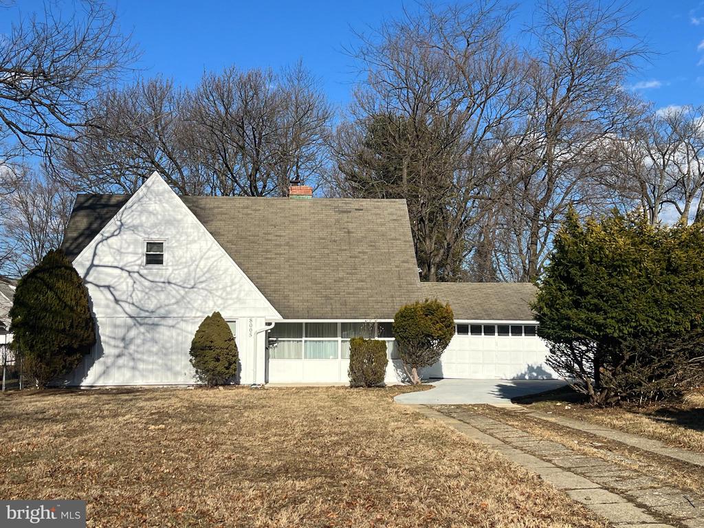 8005 DOUGLAS ROAD
