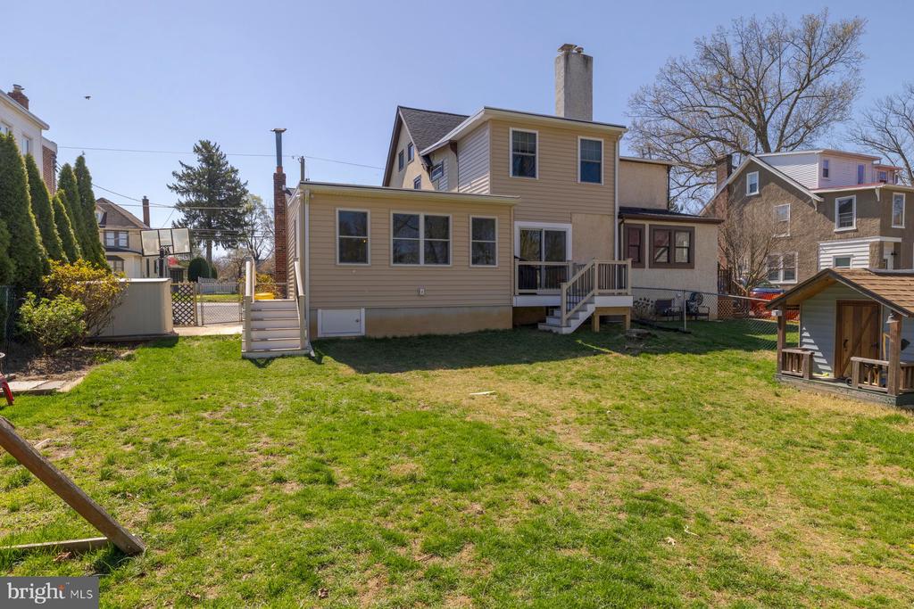 21 Weiss Ave