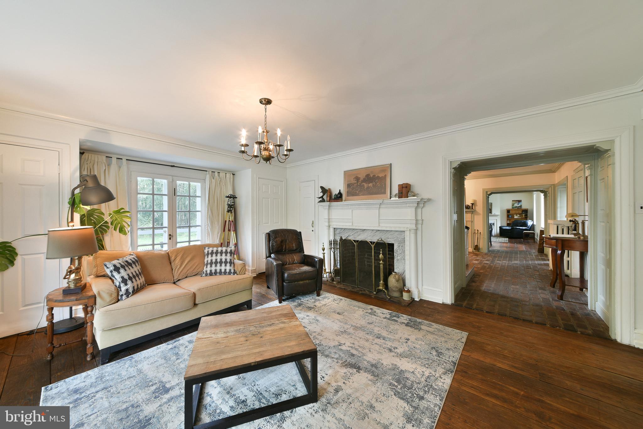 6250 W VALLEY GREEN ROAD