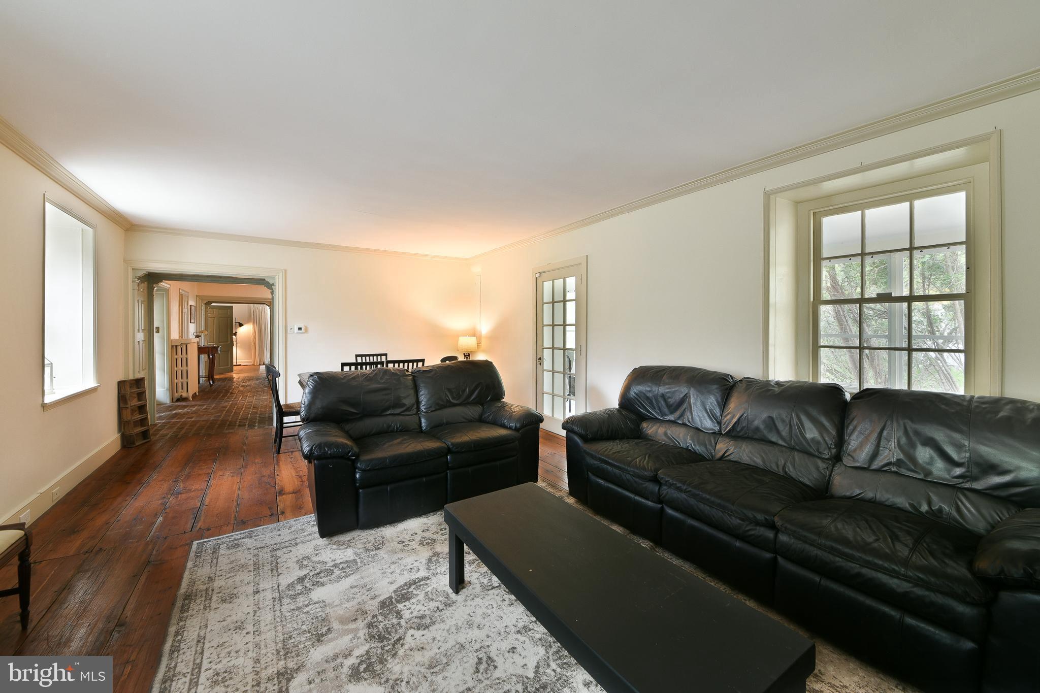 6250 W VALLEY GREEN ROAD