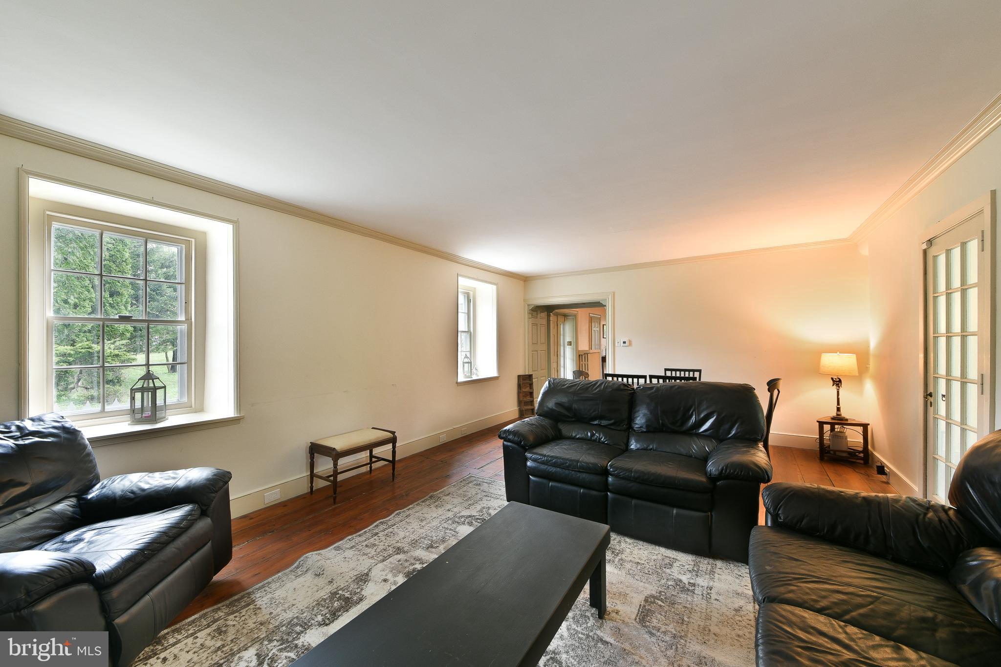 6250 W VALLEY GREEN ROAD