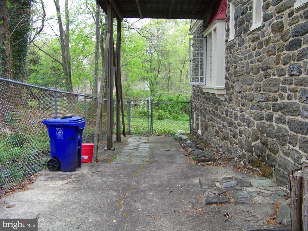 335 BENT ROAD