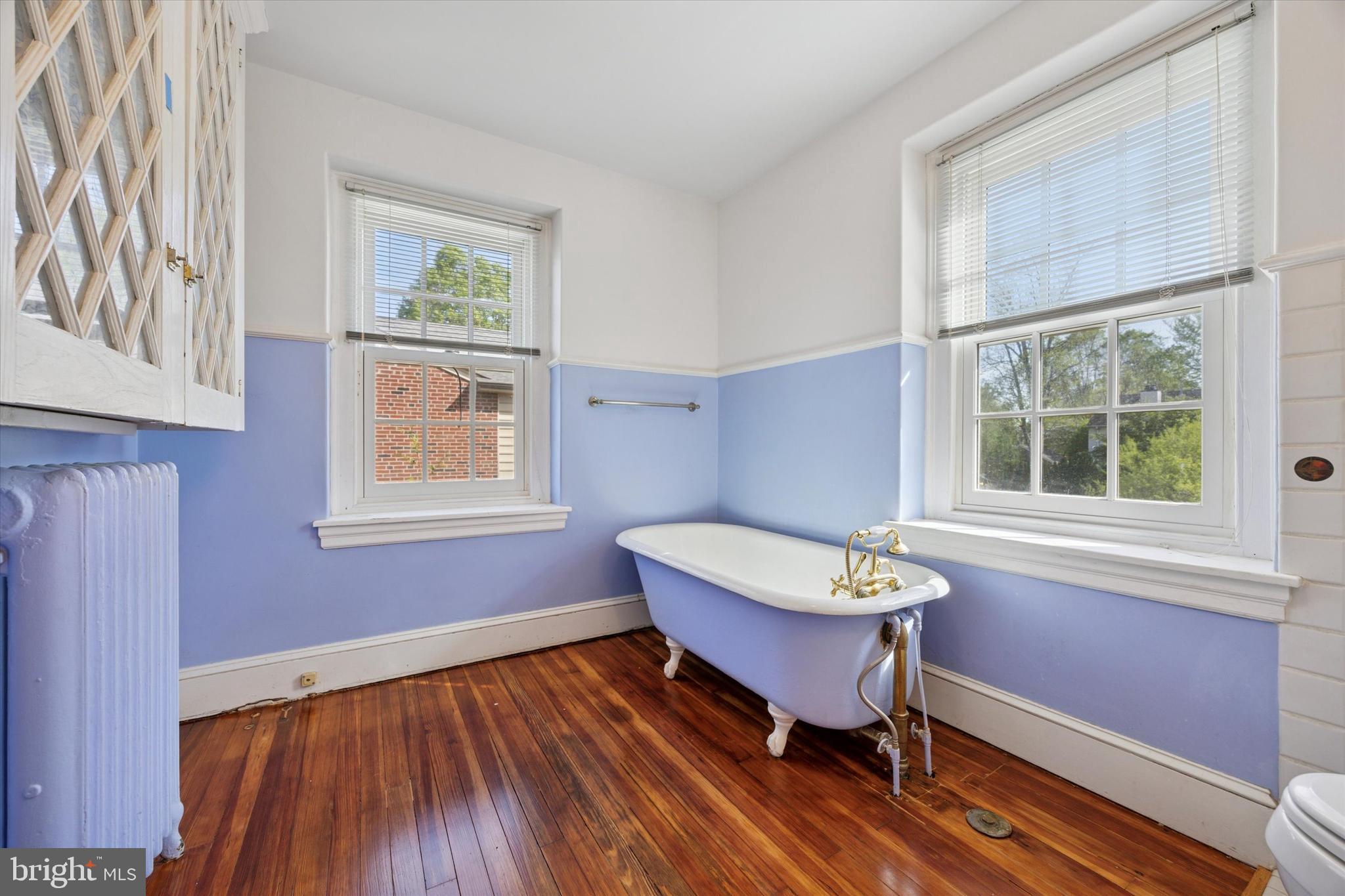 8116 FLOURTOWN AVENUE