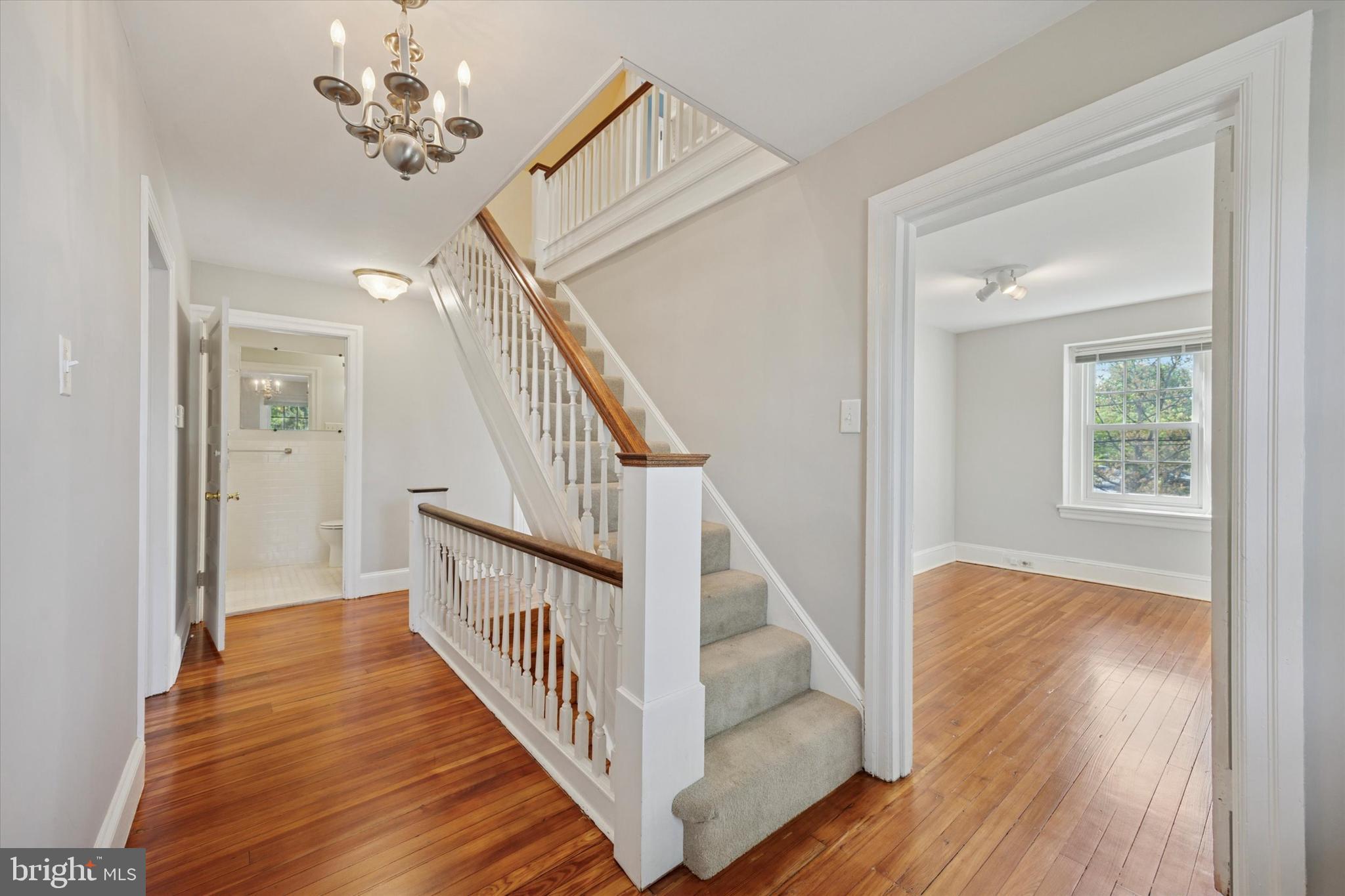 8116 FLOURTOWN AVENUE