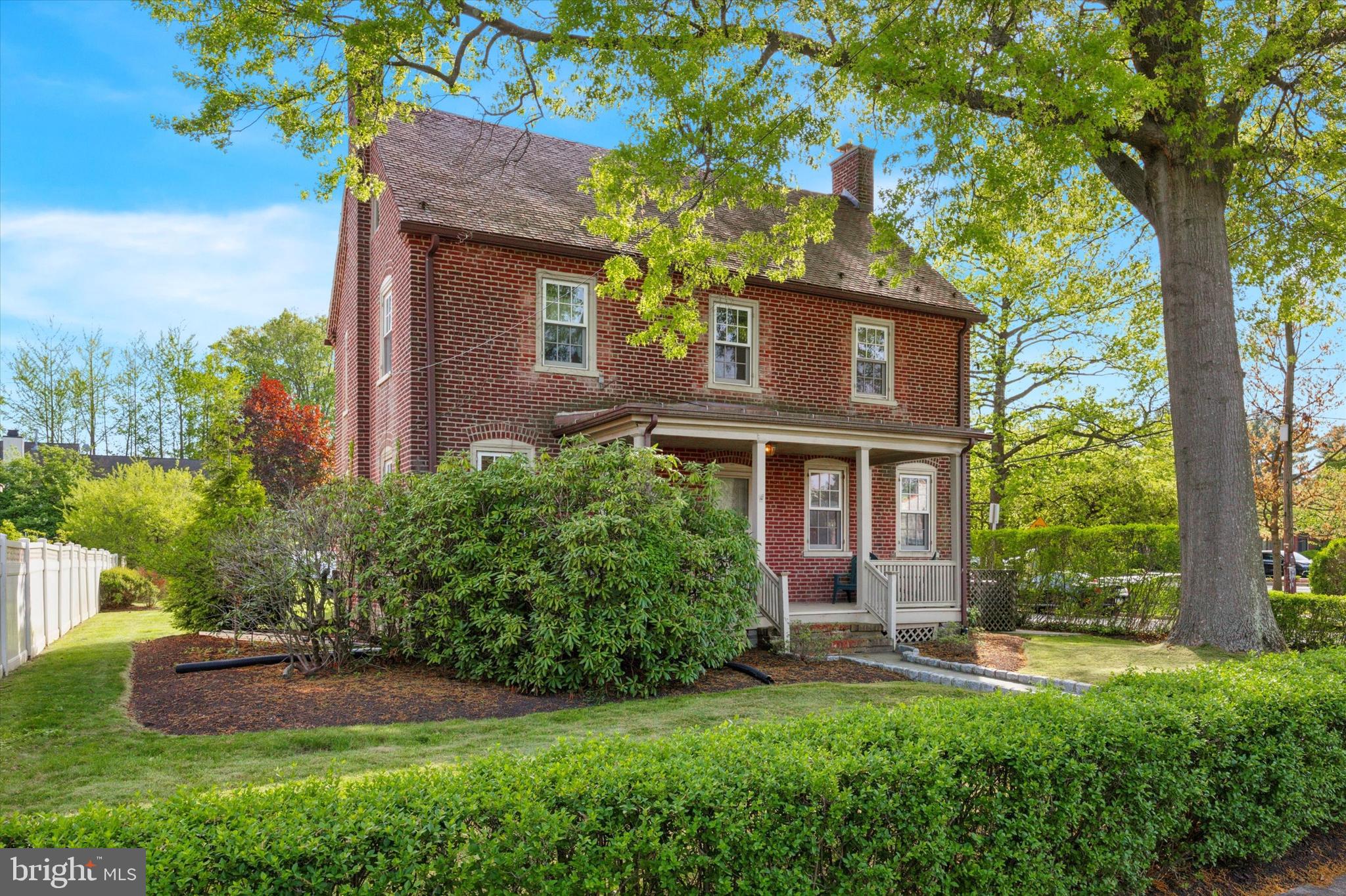 8116 FLOURTOWN AVENUE