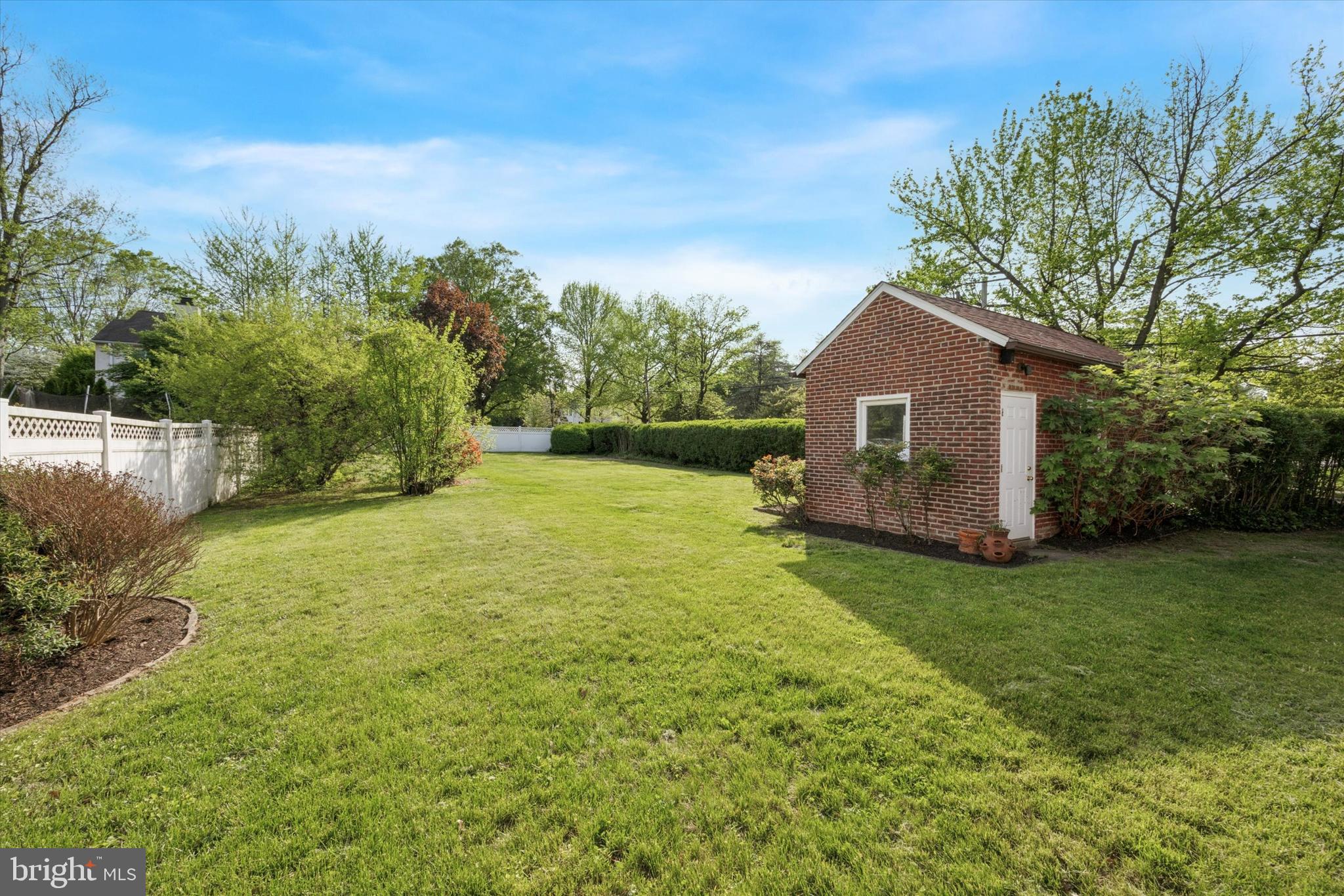 8116 FLOURTOWN AVENUE