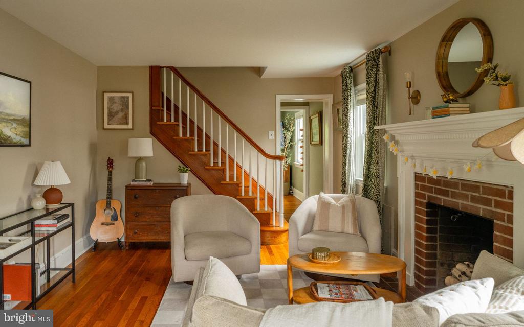 29 Weiss Ave