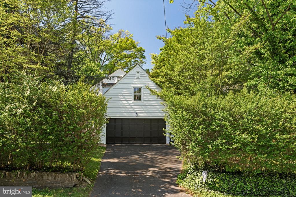 600 MULFORD ROAD