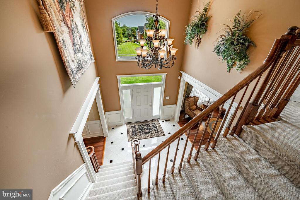 87 SCHREINER DRIVE