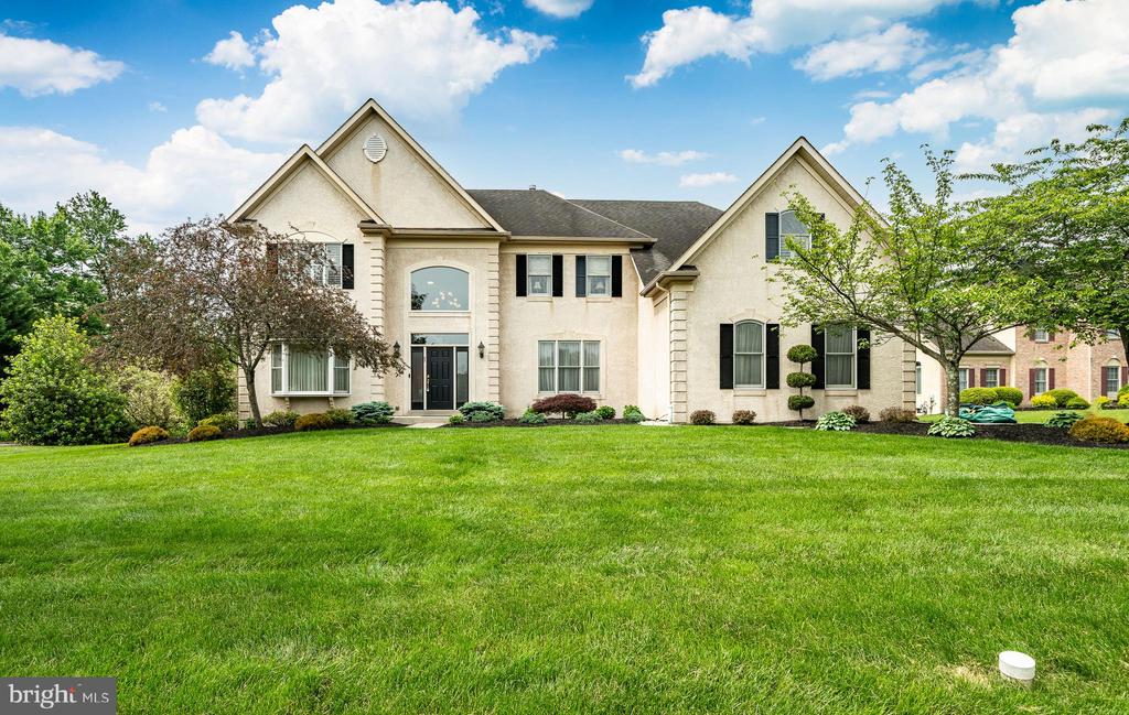 87 SCHREINER DRIVE