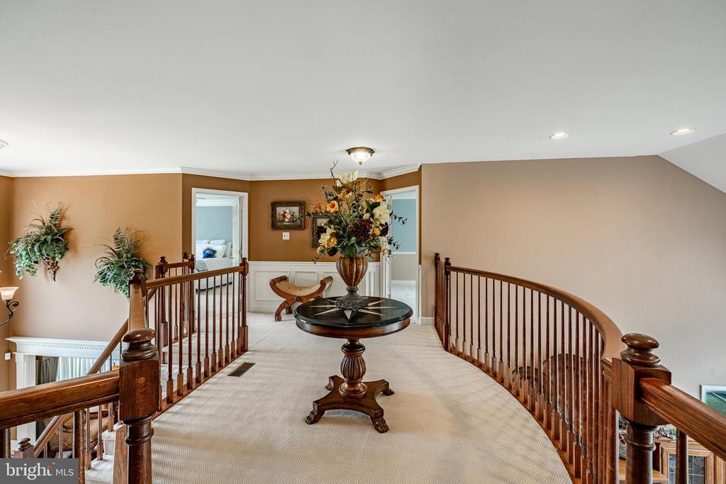 87 SCHREINER DRIVE