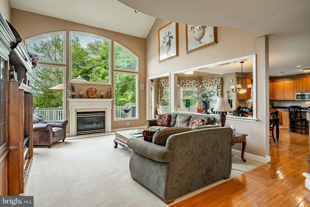 87 SCHREINER DRIVE