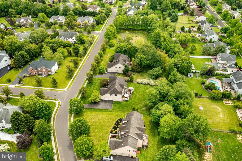 87 SCHREINER DRIVE