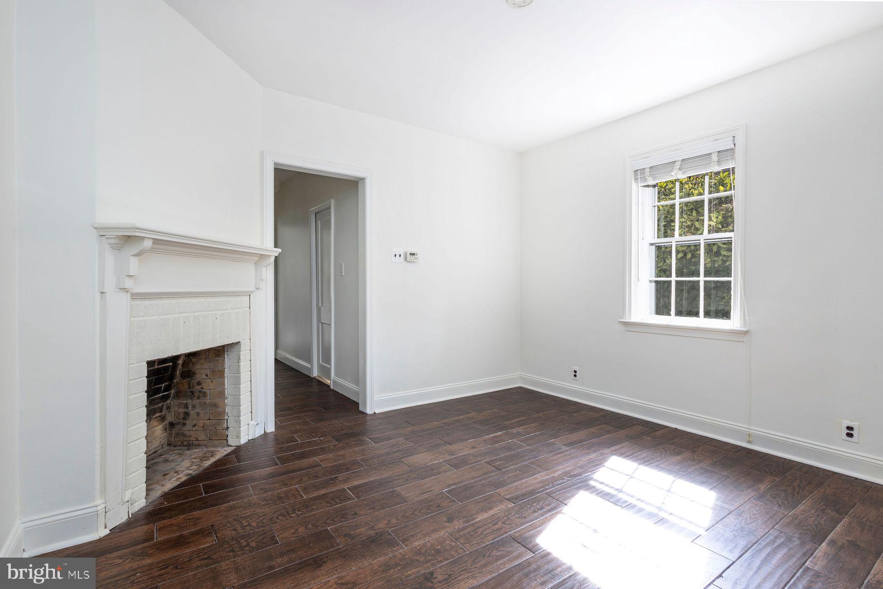 52 GROVE AVENUE