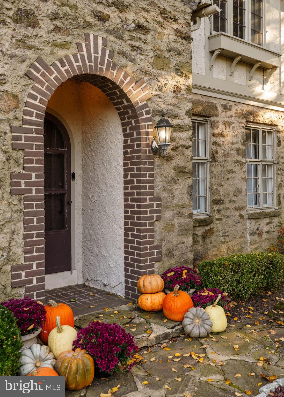 247 MEETINGHOUSE ROAD