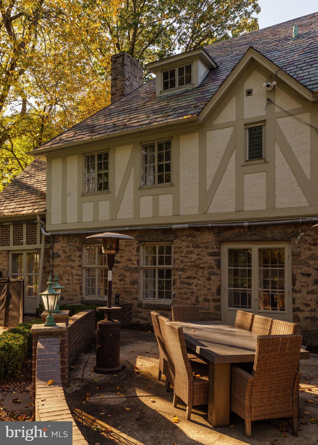 247 MEETINGHOUSE ROAD