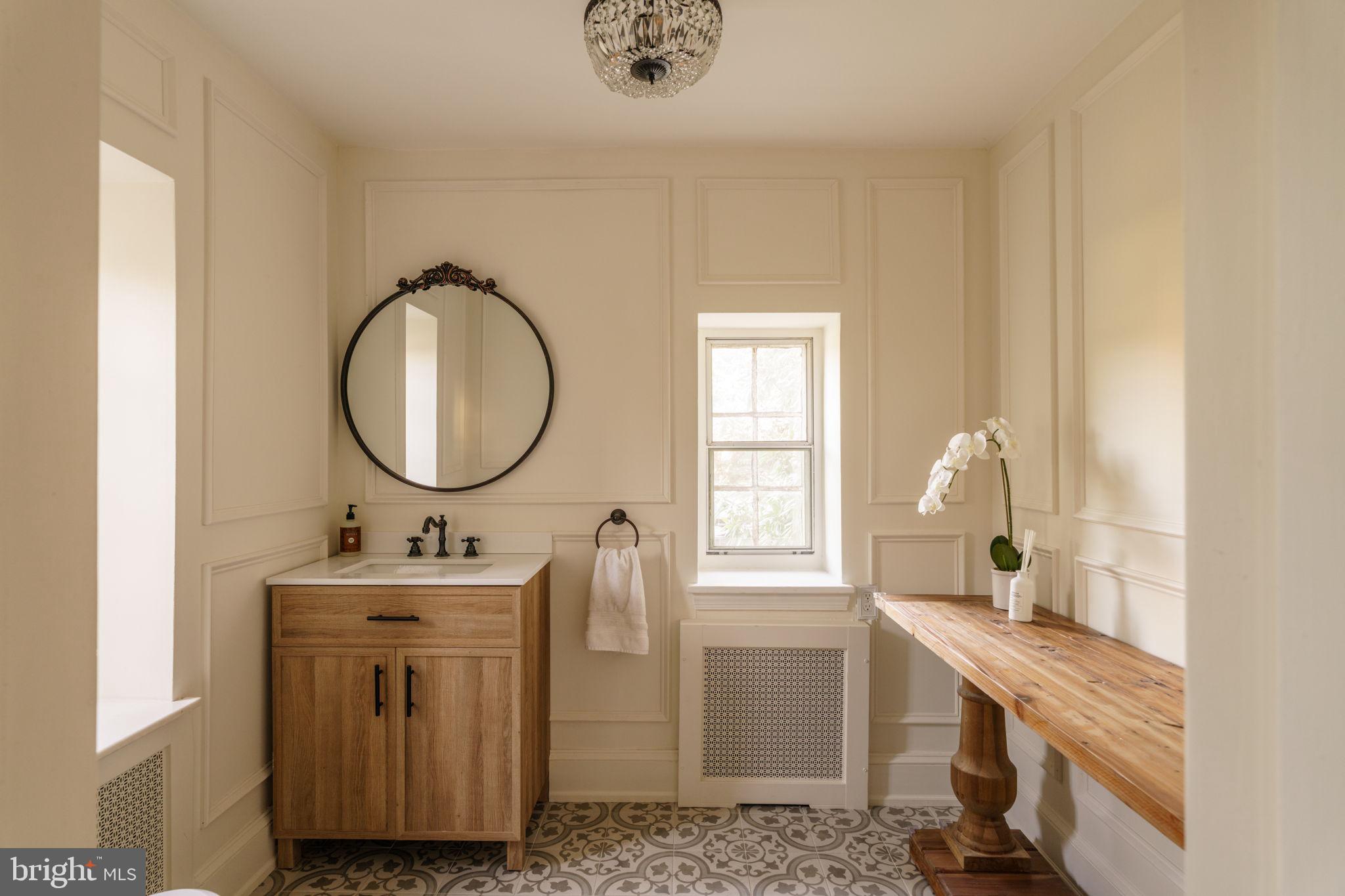 247 MEETINGHOUSE ROAD