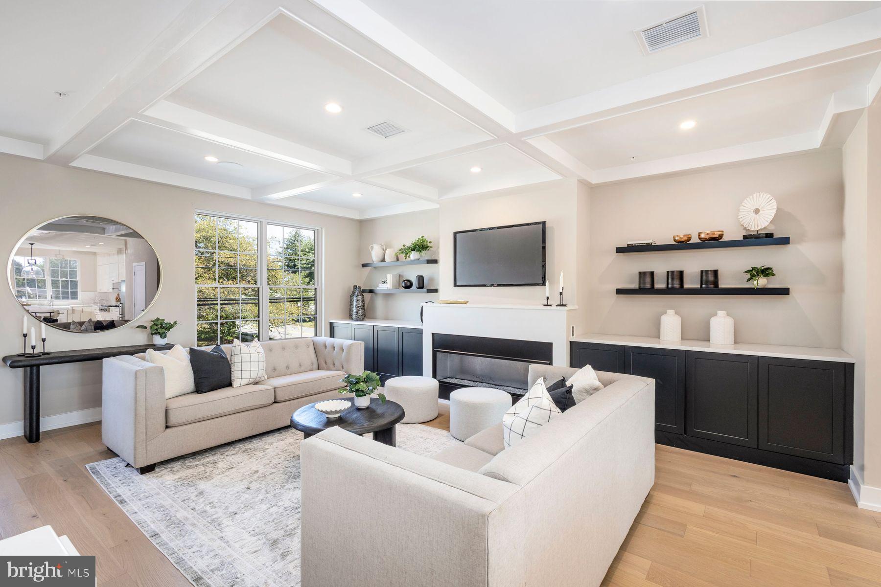 1096 E WILLOW GROVE AVENUE 1118 LOT 1