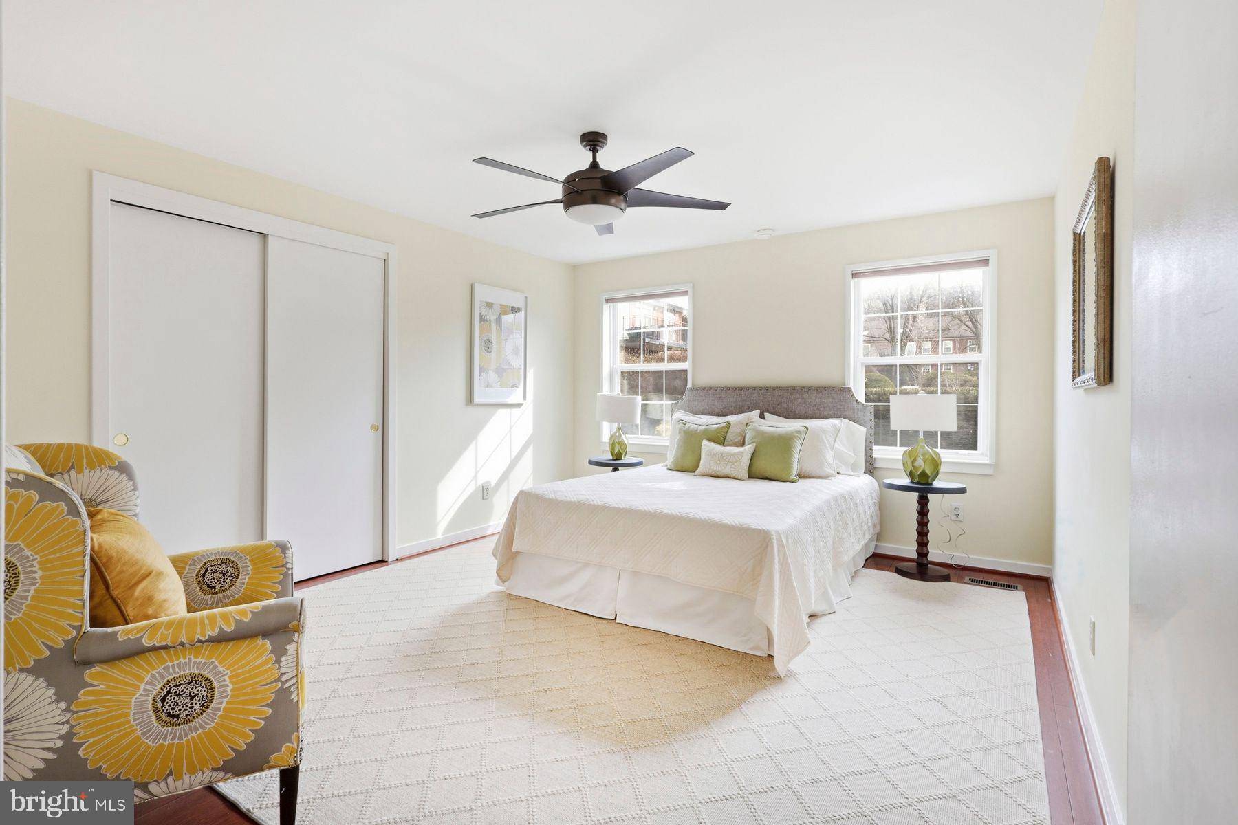 922 MONTGOMERY AVENUE K2