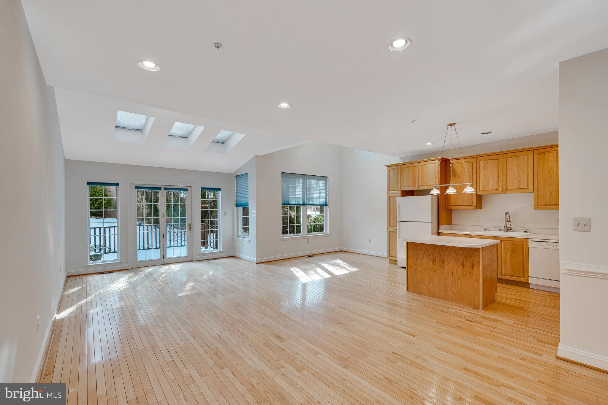 1129 BRIANS WAY