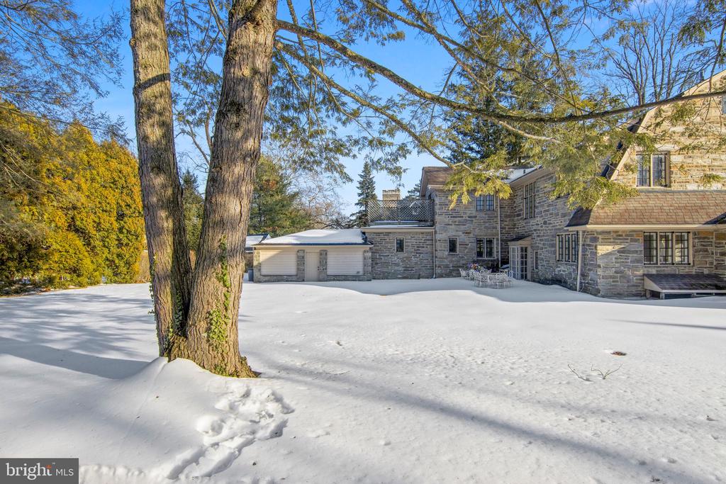1605 ASHBOURNE ROAD