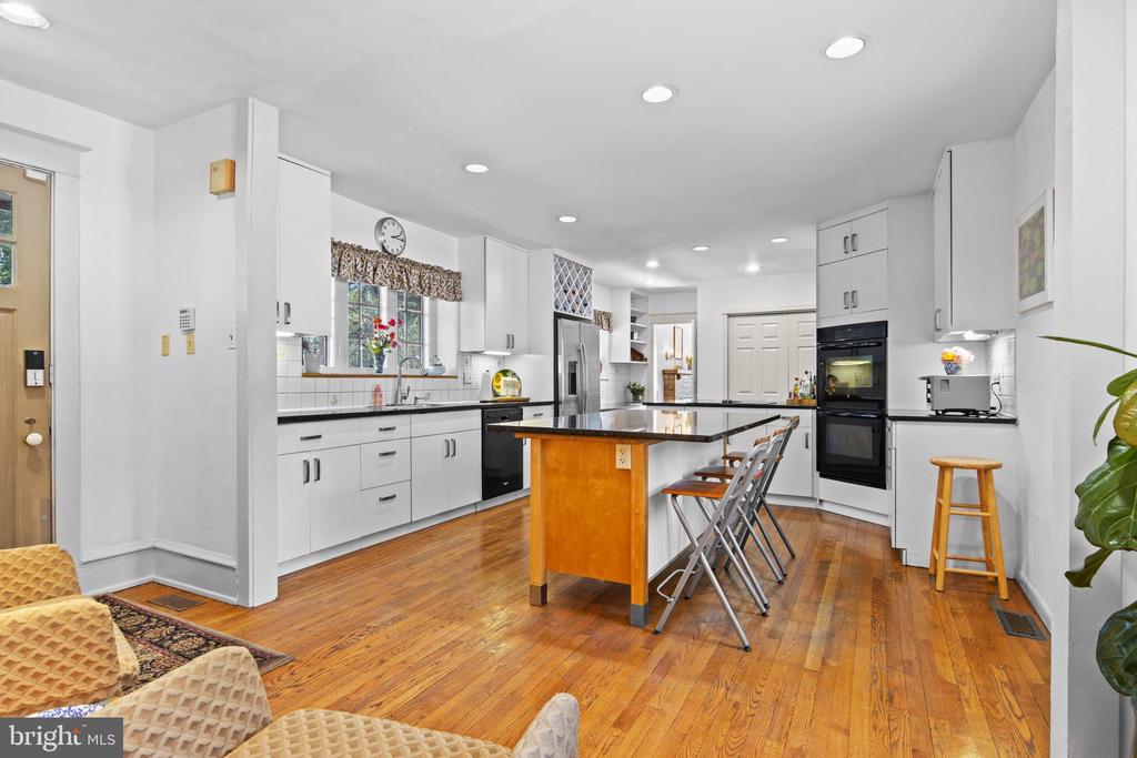 1605 ASHBOURNE ROAD