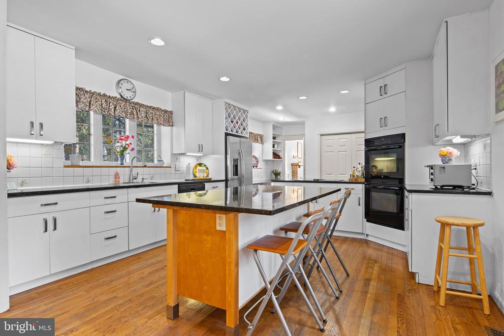 1605 ASHBOURNE ROAD